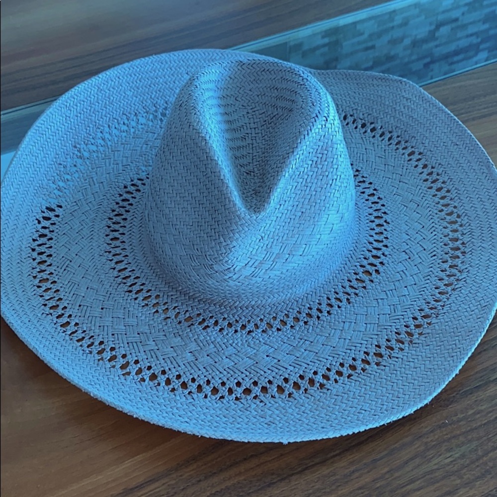 NEW BCBG STRAW HAT